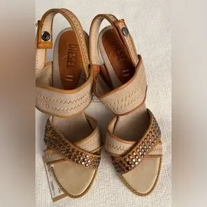 Diesel | Shoes | Diesel 4 Heel Sandals Khaki Color Canvas W  display picture 1